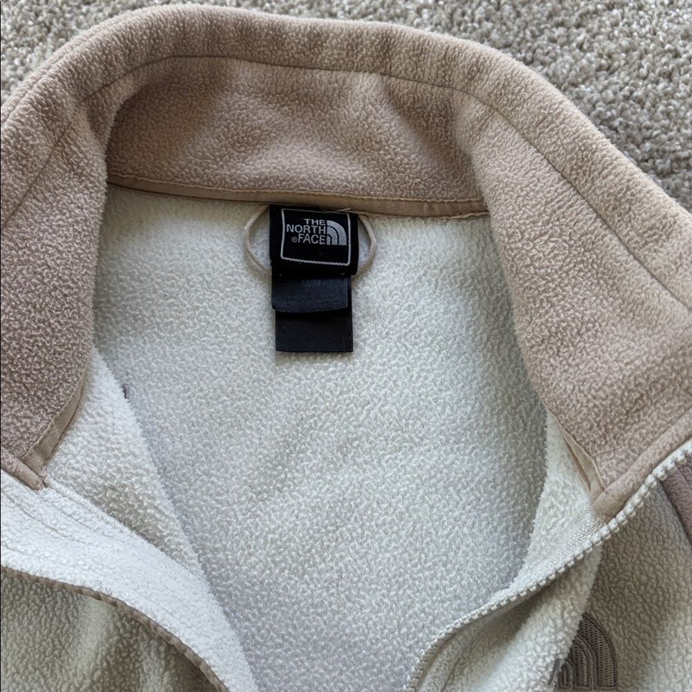 The North Face fleece - Picture 2 of 2